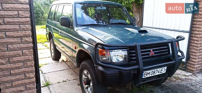 Mitsubishi Pajero 1995