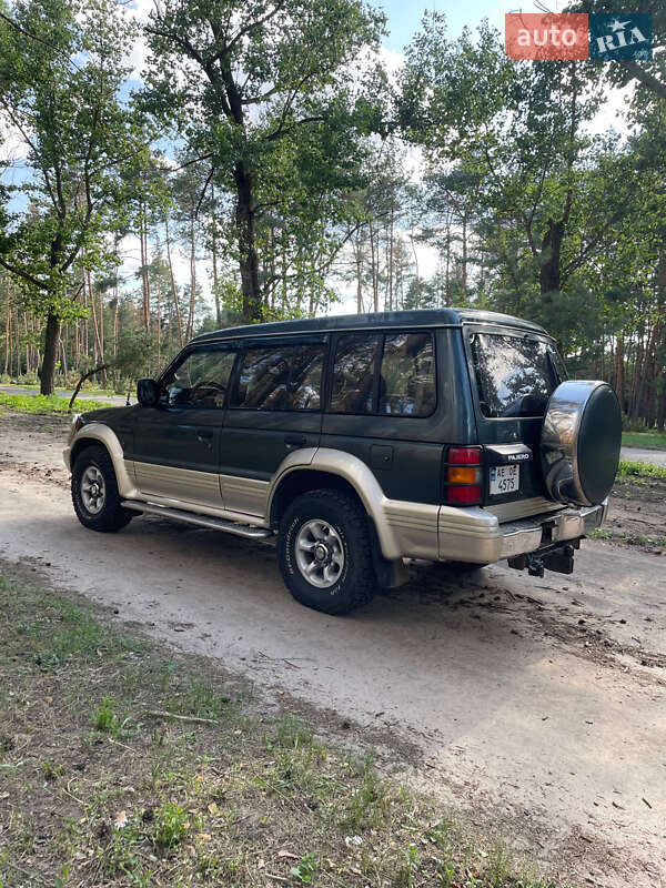 Внедорожник / Кроссовер Mitsubishi Pajero 1993 в Кропивницком