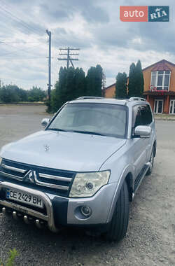 Внедорожник / Кроссовер Mitsubishi Pajero 2008 в Новоселице