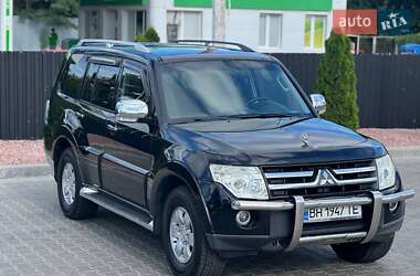 Внедорожник / Кроссовер Mitsubishi Pajero 2007 в Одессе