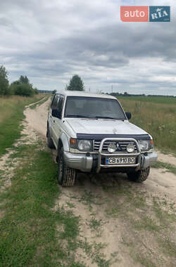 Позашляховик / Кросовер Mitsubishi Pajero 1991 в Чернігові