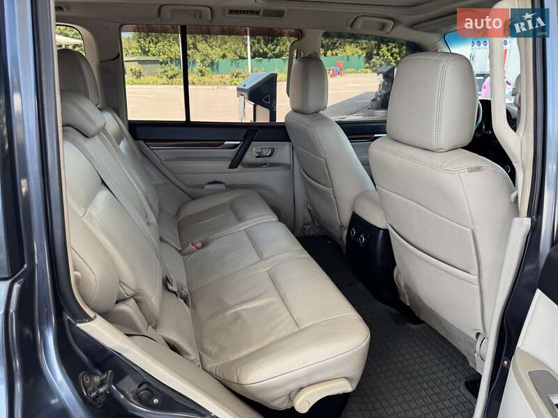 Позашляховик / Кросовер Mitsubishi Pajero 2008 в Дніпрі