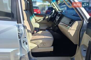 Внедорожник / Кроссовер Mitsubishi Pajero 2007 в 