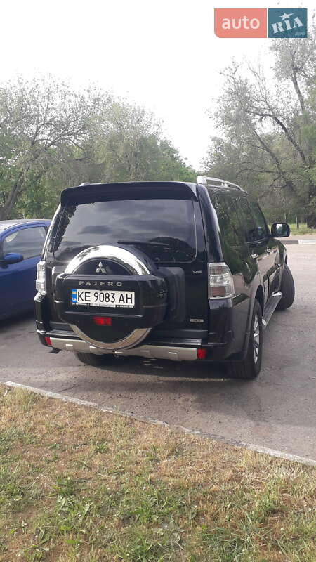 Позашляховик / Кросовер Mitsubishi Pajero 2007 в Запоріжжі
