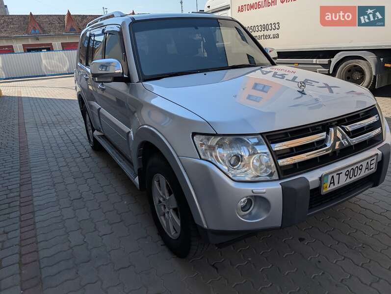 Внедорожник / Кроссовер Mitsubishi Pajero 2008 в Ивано-Франковске