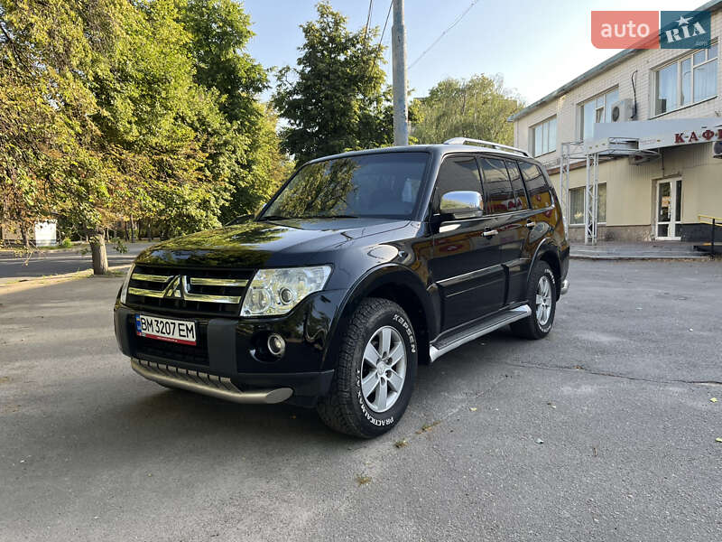Позашляховик / Кросовер Mitsubishi Pajero 2007 в 