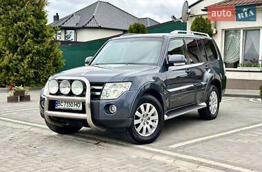 Внедорожник / Кроссовер Mitsubishi Pajero 2007 в 