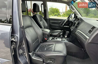 Внедорожник / Кроссовер Mitsubishi Pajero 2007 в 