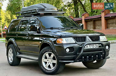 Внедорожник / Кроссовер Mitsubishi Pajero 2006 в 