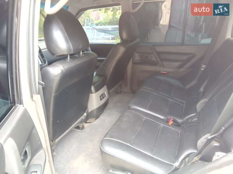 Позашляховик / Кросовер Mitsubishi Pajero 2000 в Дніпрі