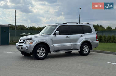 Внедорожник / Кроссовер Mitsubishi Pajero 2005 в Виннице