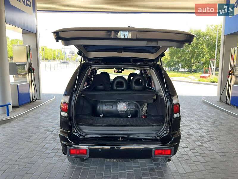 Позашляховик / Кросовер Mitsubishi Pajero 2007 в Миколаєві