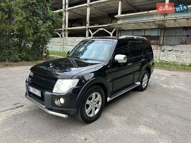 Mitsubishi Pajero 2007