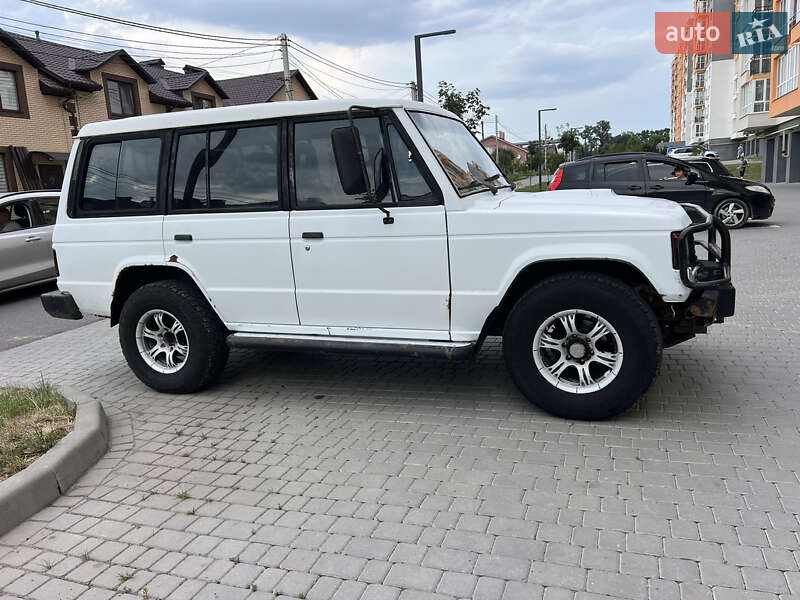 Позашляховик / Кросовер Mitsubishi Pajero 1988 в Вінниці