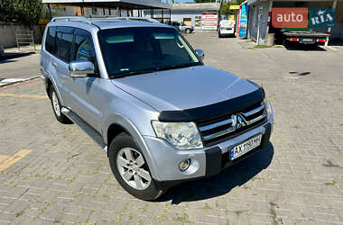 Внедорожник / Кроссовер Mitsubishi Pajero 2007 в Харькове