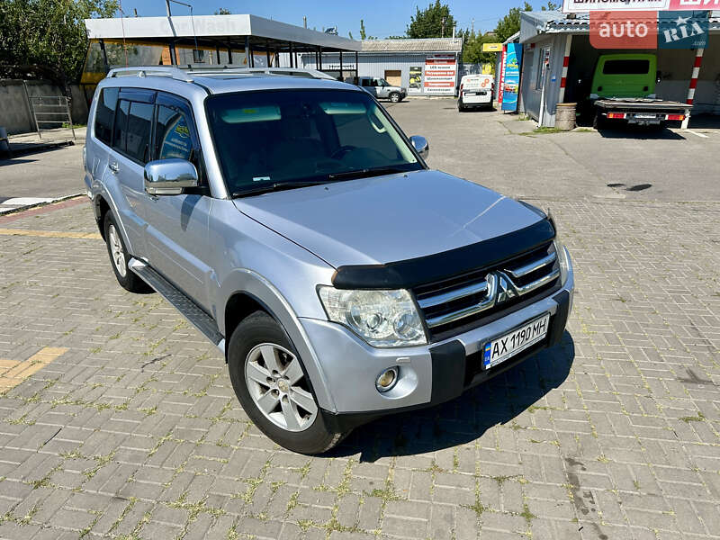 Mitsubishi Pajero 2007