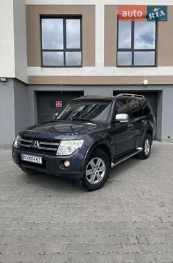 Внедорожник / Кроссовер Mitsubishi Pajero 2007 в Тернополе