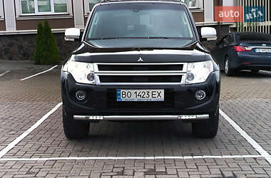 Позашляховик / Кросовер Mitsubishi Pajero 2014 в Чернівцях