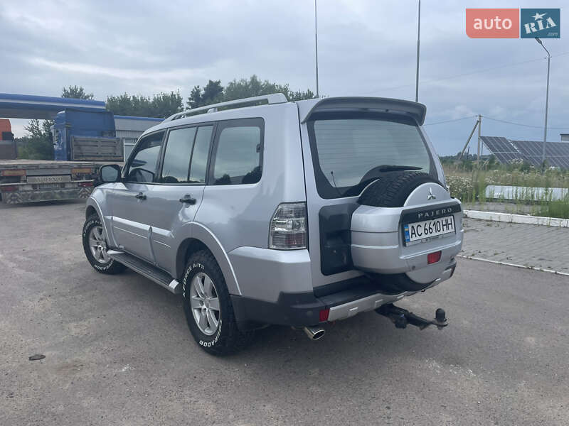 Внедорожник / Кроссовер Mitsubishi Pajero 2008 в Владимире