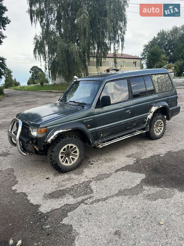 Внедорожник / Кроссовер Mitsubishi Pajero 1997 в Львове