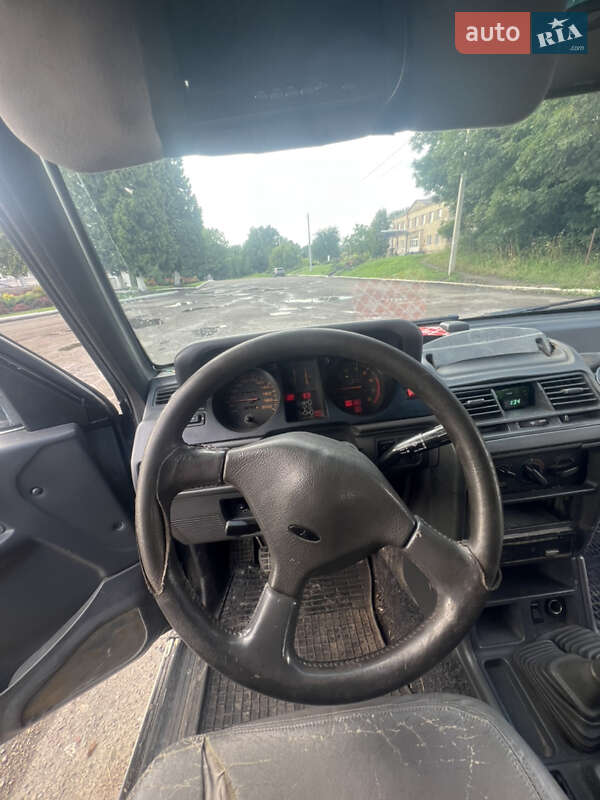 Внедорожник / Кроссовер Mitsubishi Pajero 1997 в Львове