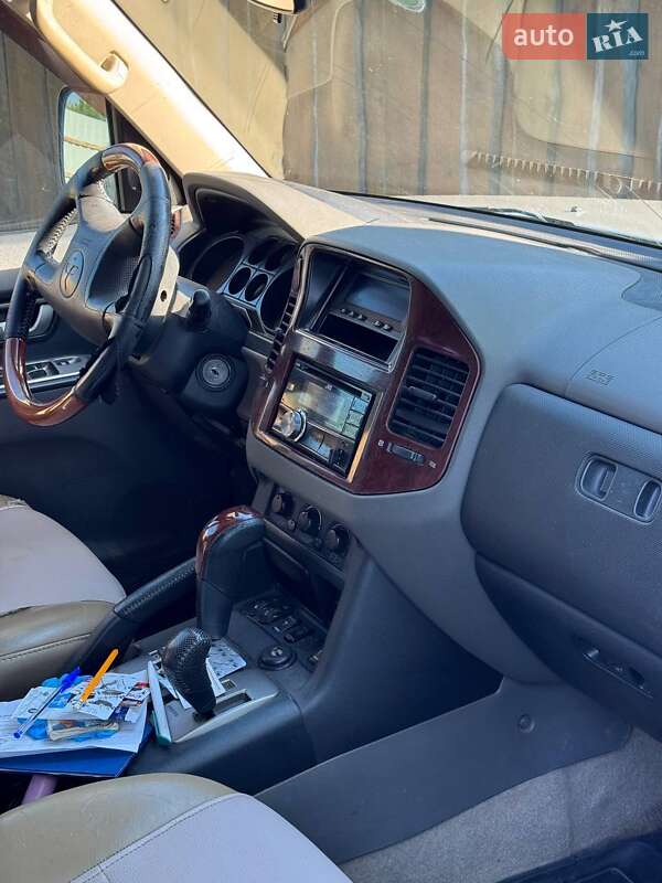 Внедорожник / Кроссовер Mitsubishi Pajero 2006 в Ивано-Франковске