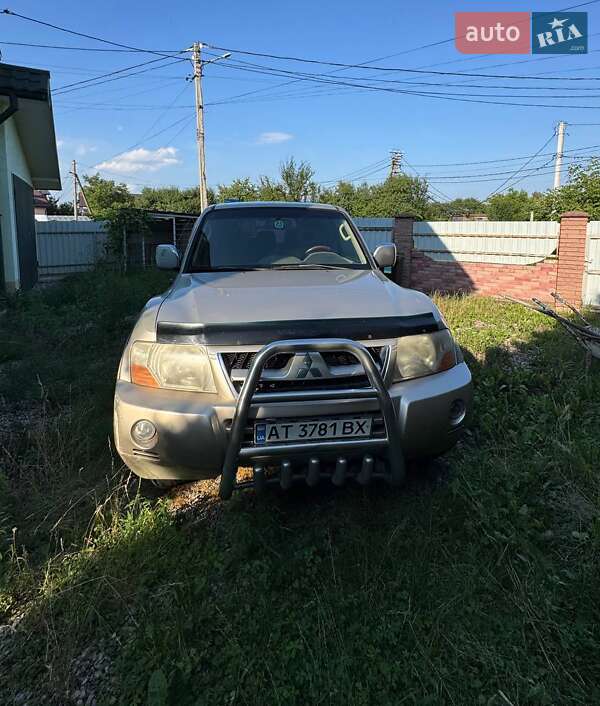 Внедорожник / Кроссовер Mitsubishi Pajero 2006 в Ивано-Франковске