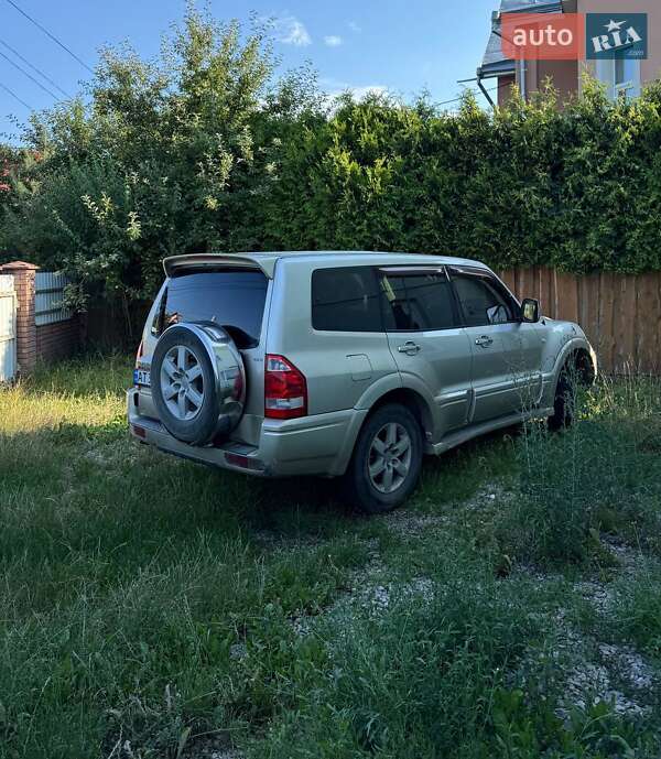 Внедорожник / Кроссовер Mitsubishi Pajero 2006 в Ивано-Франковске