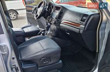 Внедорожник / Кроссовер Mitsubishi Pajero 2008 в 