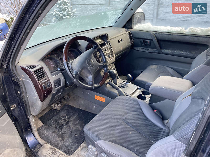 Внедорожник / Кроссовер Mitsubishi Pajero 2002 в Запорожье