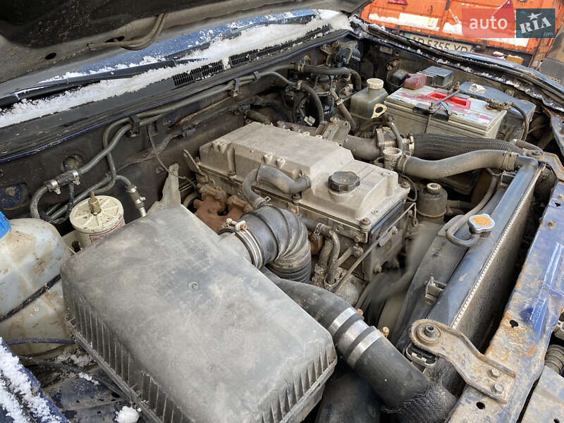 Внедорожник / Кроссовер Mitsubishi Pajero 2002 в Запорожье