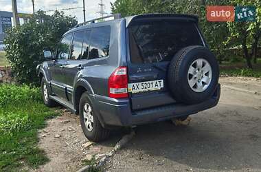 Позашляховик / Кросовер Mitsubishi Pajero 2006 в  фото 2 Позашляховик / Кросовер Mitsubishi Pajero 2006 в