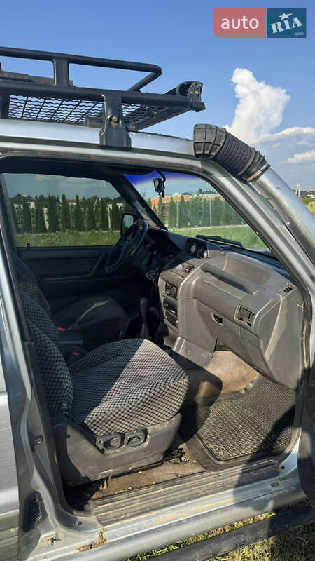 Позашляховик / Кросовер Mitsubishi Pajero 1992 в Ужгороді