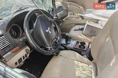 Позашляховик / Кросовер Mitsubishi Pajero 2007 в Харкові
