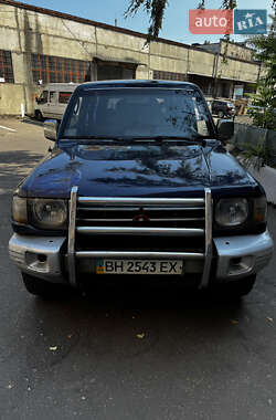 Внедорожник / Кроссовер Mitsubishi Pajero 1998 в 
