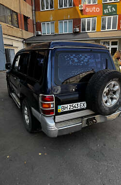 Внедорожник / Кроссовер Mitsubishi Pajero 1998 в 