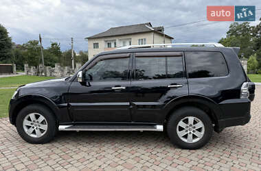 Внедорожник / Кроссовер Mitsubishi Pajero 2008 в 