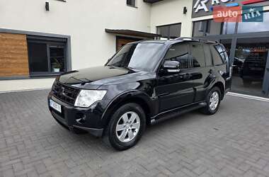 Внедорожник / Кроссовер Mitsubishi Pajero 2007 в 