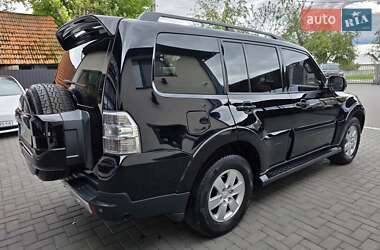 Внедорожник / Кроссовер Mitsubishi Pajero 2007 в 