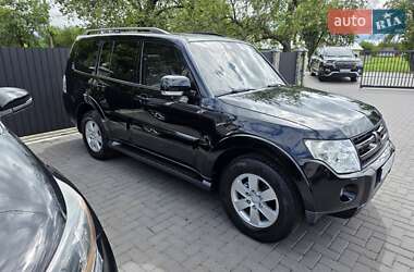 Внедорожник / Кроссовер Mitsubishi Pajero 2007 в 