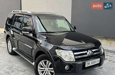 Внедорожник / Кроссовер Mitsubishi Pajero 2007 в 