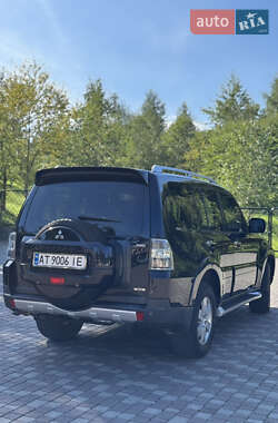 Внедорожник / Кроссовер Mitsubishi Pajero 2007 в 