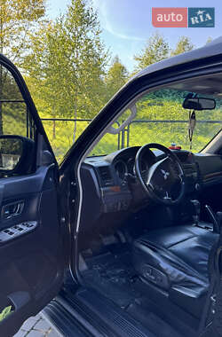 Внедорожник / Кроссовер Mitsubishi Pajero 2007 в 
