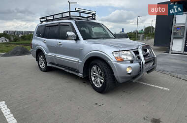 Позашляховик / Кросовер Mitsubishi Pajero 2004 в Львові