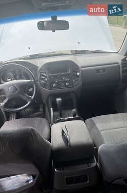 Внедорожник / Кроссовер Mitsubishi Pajero 2006 в 