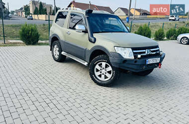 Внедорожник / Кроссовер Mitsubishi Pajero 2007 в 