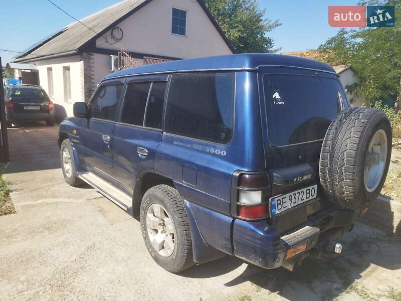 Внедорожник / Кроссовер Mitsubishi Pajero 1999 в Николаеве
