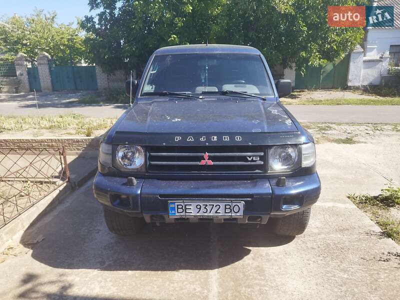 Внедорожник / Кроссовер Mitsubishi Pajero 1999 в Николаеве