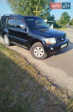 Внедорожник / Кроссовер Mitsubishi Pajero 2005 в Ратным