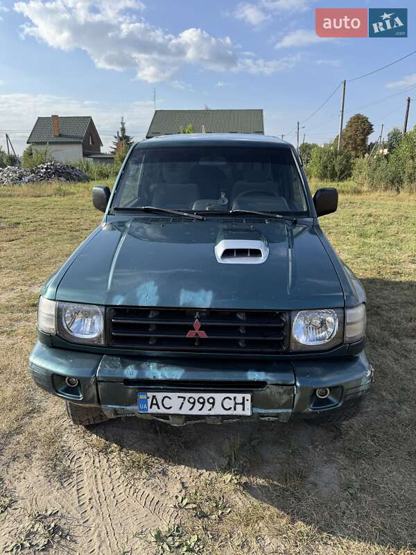 Mitsubishi Pajero 2003